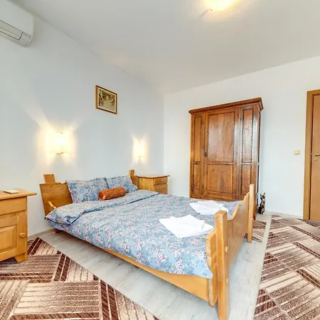 Apartment Cometa - 1bd Near Slope #7 By Flat Manаger