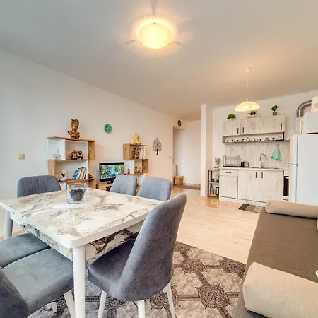 Cometa - 1bd Near Slope #7 By Flat Manаger *